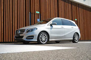 MERCEDES-BENZ B 220 CDI SWISS STAR EDITION 4MATIC 7G-DCT l 177 PS