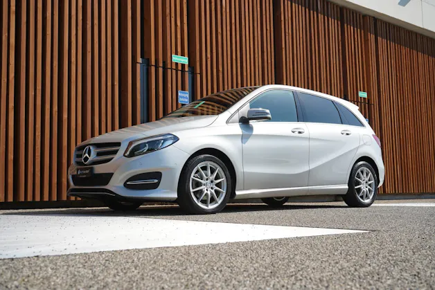 MERCEDES-BENZ B 220 CDI SWISS STAR EDITION 4MATIC 7G-DCT l 177 PS