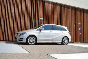 MERCEDES-BENZ B 220 CDI SWISS STAR EDITION 4MATIC 7G-DCT l 177 PS