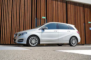 MERCEDES-BENZ B 220 CDI SWISS STAR EDITION 4MATIC 7G-DCT l 177 PS