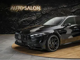 MERCEDES-BENZ A 35 AMG 4Matic 8G-DCT *Facelift*20" Felgen*Aeropaket*