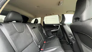 VOLVO XC60 2.4D AWD SUMMUM R-DESIGN HEICO GEARTRONIC l 235 PS