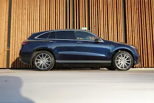 MERCEDES-BENZ EQC 400 AMG LINE 4MATIC l 408 PS