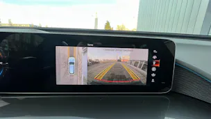 MERCEDES-BENZ EQC 400 AMG LINE 4MATIC l 408 PS