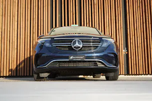 MERCEDES-BENZ EQC 400 AMG LINE 4MATIC l 408 PS