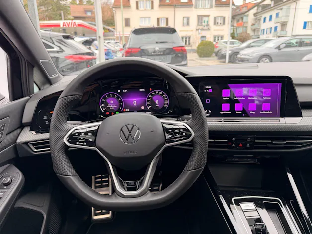 VW Golf 2.0 TSI DSG 4 MOTION R-LINE *** PANORAMAGLASDACH & VIELES MEHR ***