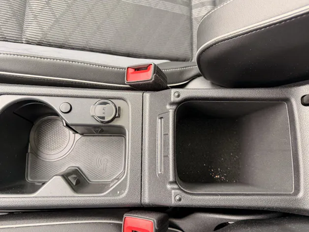 VW Golf 2.0 TSI DSG 4 MOTION R-LINE *** PANORAMAGLASDACH & VIELES MEHR ***