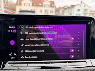 VW Golf 2.0 TSI DSG 4 MOTION R-LINE *** PANORAMAGLASDACH & VIELES MEHR ***