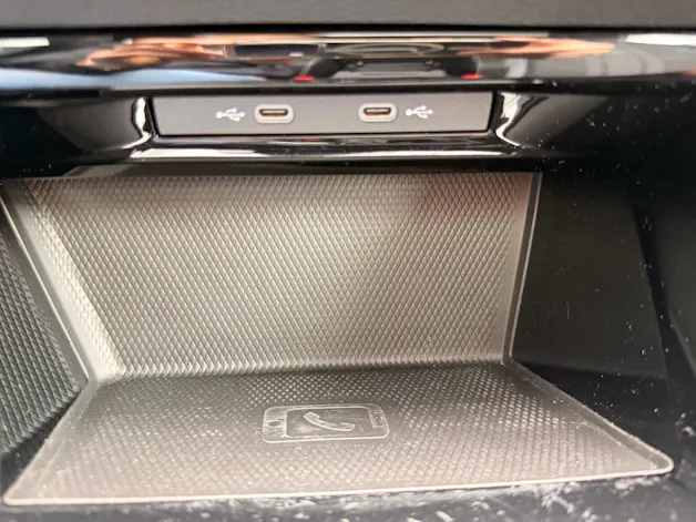 VW Golf 2.0 TSI DSG 4 MOTION R-LINE *** PANORAMAGLASDACH & VIELES MEHR ***