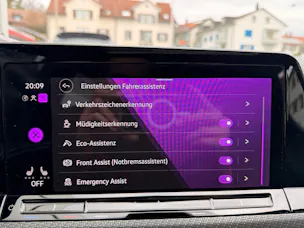 VW Golf 2.0 TSI DSG 4 MOTION R-LINE *** PANORAMAGLASDACH & VIELES MEHR ***