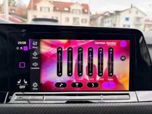 VW Golf 2.0 TSI DSG 4 MOTION R-LINE *** PANORAMAGLASDACH & VIELES MEHR ***