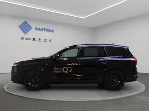 AUDI Q7 SUV TDI quattro 220 kW