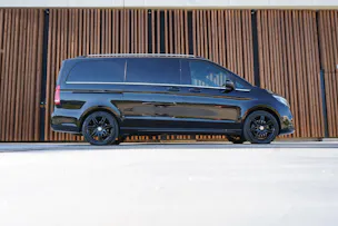 MERCEDES-BENZ V 250 d AVANTGARDE AMG LINE BLACK LANG 4MATIC 7G-TRONIC l 190 PS