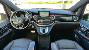 MERCEDES-BENZ V 250 d AVANTGARDE AMG LINE BLACK LANG 4MATIC 7G-TRONIC l 190 PS