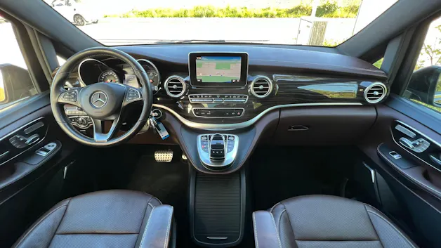 MERCEDES-BENZ V 250 d AVANTGARDE AMG LINE BLACK LANG 4MATIC 7G-TRONIC l 190 PS