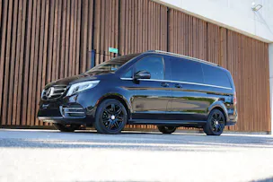 MERCEDES-BENZ V 250 d AVANTGARDE AMG LINE BLACK LANG 4MATIC 7G-TRONIC l 190 PS