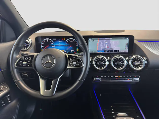 MERCEDES-BENZ GLA 250 e Progressive