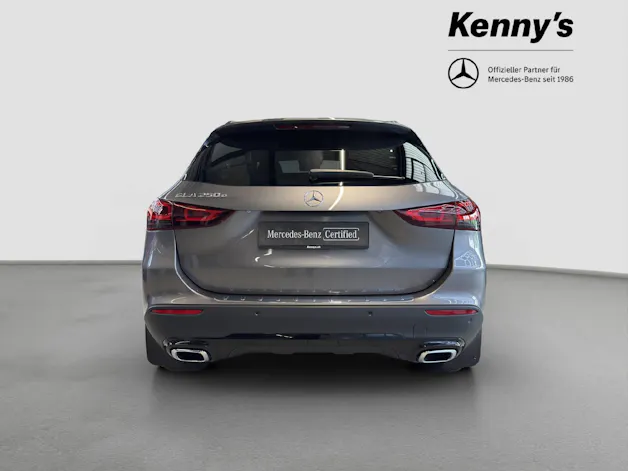 MERCEDES-BENZ GLA 250 e Progressive