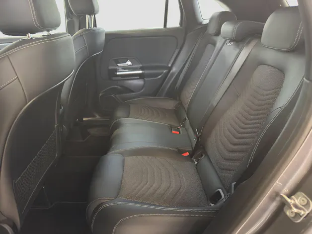 MERCEDES-BENZ GLA 250 e Progressive