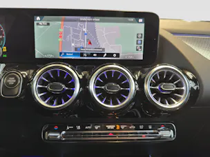MERCEDES-BENZ GLA 250 e Progressive