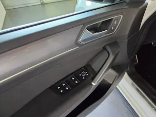 VW Touran 2.0 TDI R-Line DSG 7-Plätzer