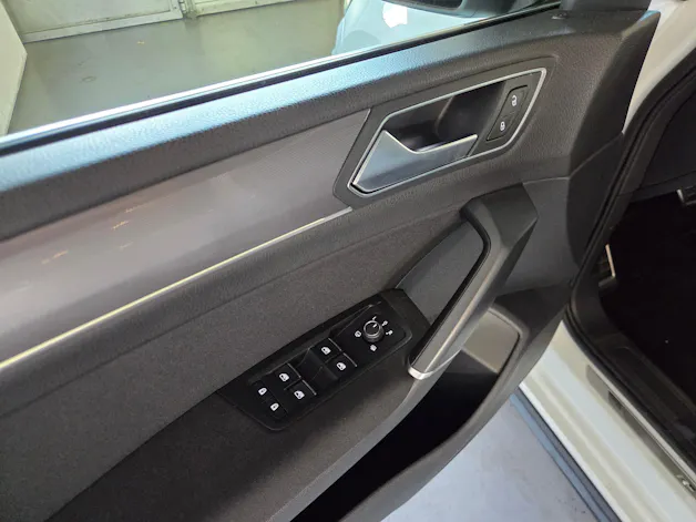 VW Touran 2.0 TDI R-Line DSG 7-Plätzer
