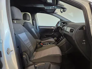 VW Touran 2.0 TDI R-Line DSG 7-Plätzer