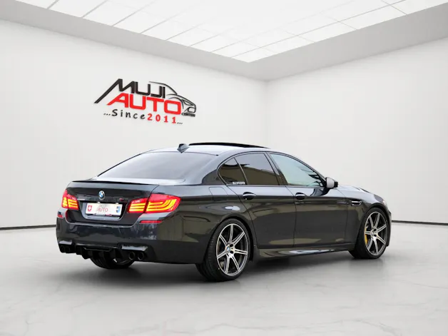 BMW M5 Competition Drivelogic
