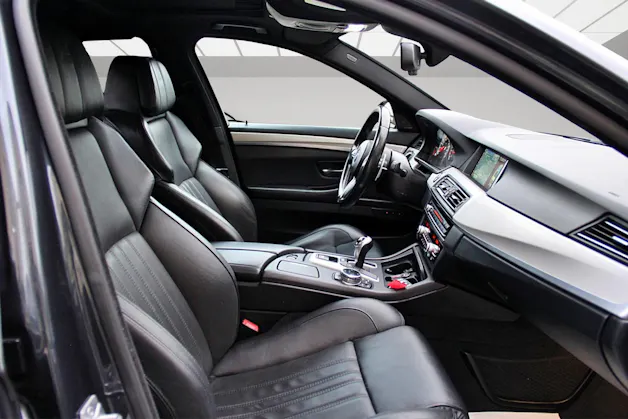 BMW M5 Competition Drivelogic