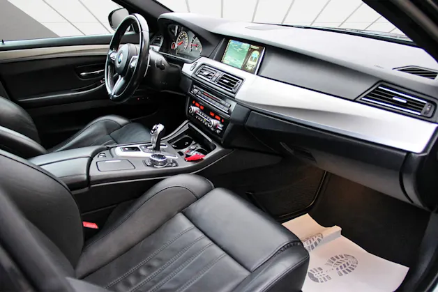 BMW M5 Competition Drivelogic