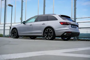 AUDI A4 AVANT 50 TDI S LINE PLUS BLACK QUATTRO TIPTRONIC l 286 PS