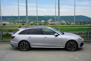 AUDI A4 AVANT 50 TDI S LINE PLUS BLACK QUATTRO TIPTRONIC l 286 PS