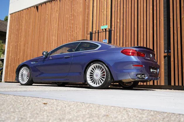 BMW Alpina BMW-ALPINA B6 BiTURBO 4.4 V8 COUPÉ SWITCH-TRONIC l 540 PS