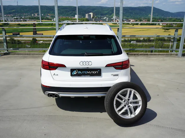 AUDI A4 ALLROAD 45 TDI QUATTRO S-TRONIC l 218 PS