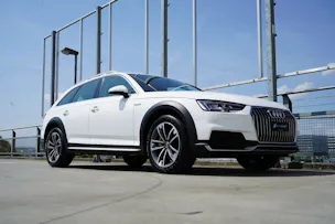 AUDI A4 ALLROAD 45 TDI QUATTRO S-TRONIC l 218 PS