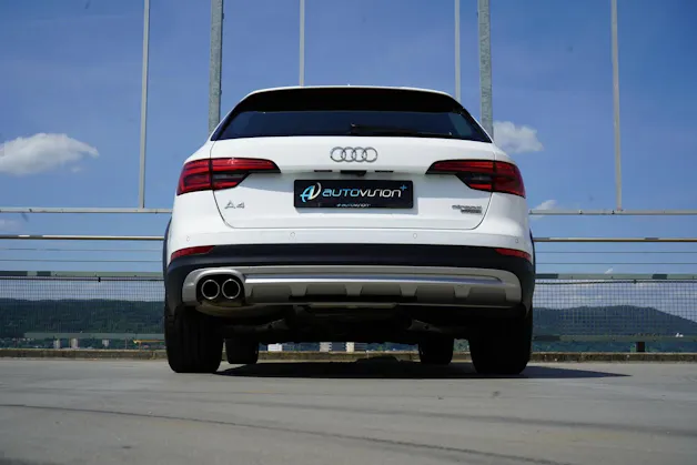 AUDI A4 ALLROAD 45 TDI QUATTRO S-TRONIC l 218 PS
