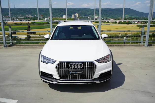 AUDI A4 ALLROAD 45 TDI QUATTRO S-TRONIC l 218 PS
