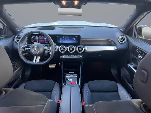 MERCEDES-BENZ GLB 250 AMG Line 4matic