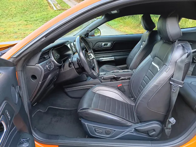 FORD Mustang Fastback 5.0 V8 Mach 1 Automat