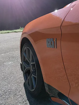 FORD Mustang Fastback 5.0 V8 Mach 1 Automat