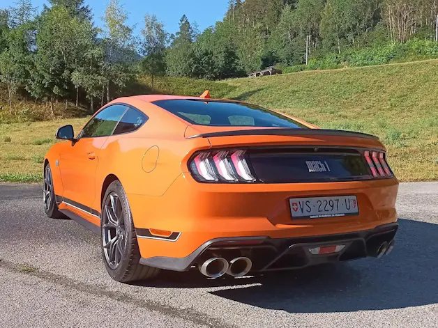 FORD Mustang Fastback 5.0 V8 Mach 1 Automat