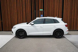 AUDI Q5 2.0 TDI SPORT BLACK QUATTRO S-TRONIC l 190 PS