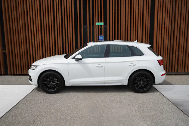 AUDI Q5 2.0 TDI SPORT BLACK QUATTRO S-TRONIC l 190 PS