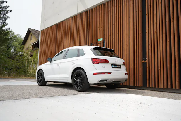 AUDI Q5 2.0 TDI SPORT BLACK QUATTRO S-TRONIC l 190 PS