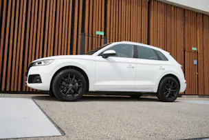 AUDI Q5 2.0 TDI SPORT BLACK QUATTRO S-TRONIC l 190 PS