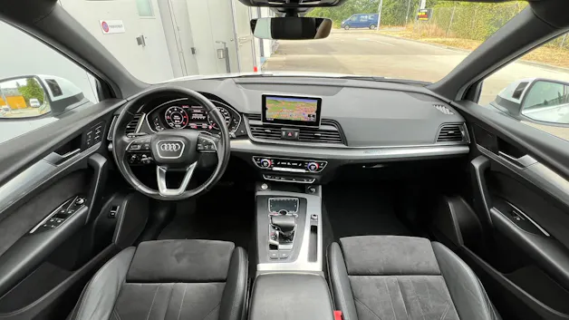 AUDI Q5 2.0 TDI SPORT BLACK QUATTRO S-TRONIC l 190 PS