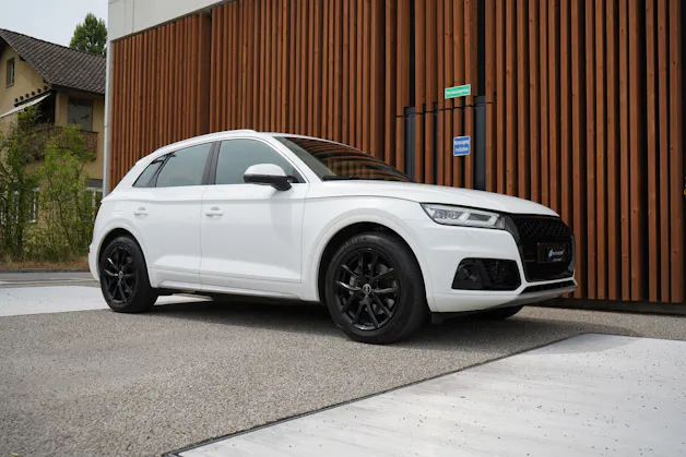 AUDI Q5 2.0 TDI SPORT BLACK QUATTRO S-TRONIC l 190 PS