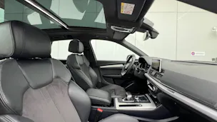 AUDI Q5 2.0 TDI SPORT BLACK QUATTRO S-TRONIC l 190 PS