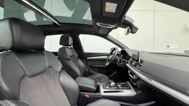 AUDI Q5 2.0 TDI SPORT BLACK QUATTRO S-TRONIC l 190 PS