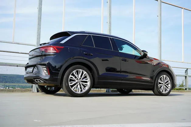 VW T-ROC 2.0 TSI R-LINE DSG 4MOTION l 190 PS